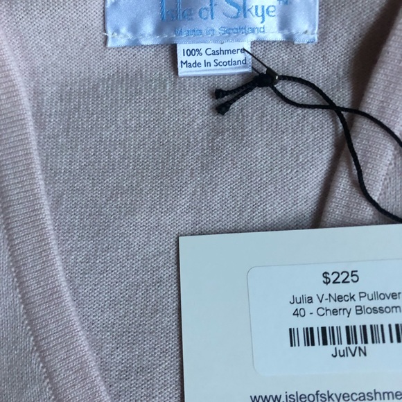 Isle of Skye long sleeve, v neck cashmere sweater - Picture 2 of 4